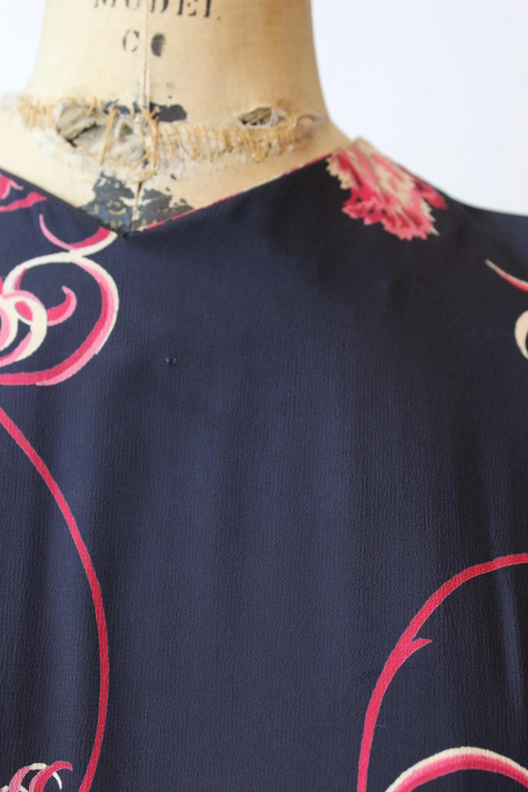 1940s NAN PARKER carnation print peplum dress small | new fall winter