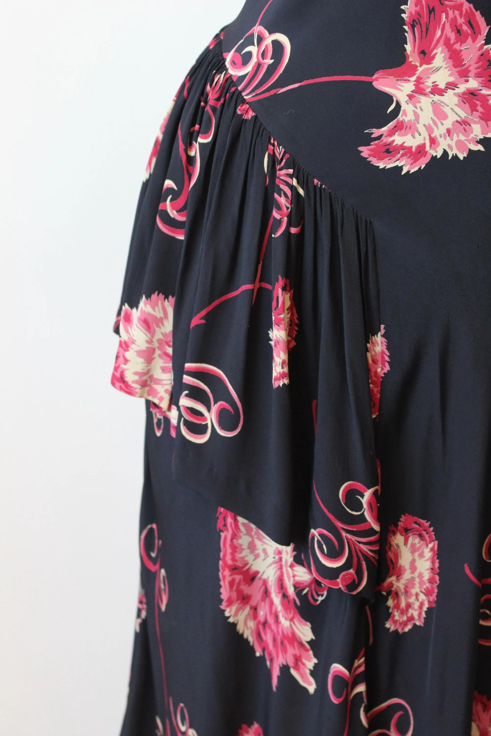 1940s NAN PARKER carnation print peplum dress small | new fall winter