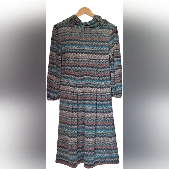 AGB Zig Zag Cozy Turtleneck Long Sleeves Fit and Flare Sweater Dress - M - EUC