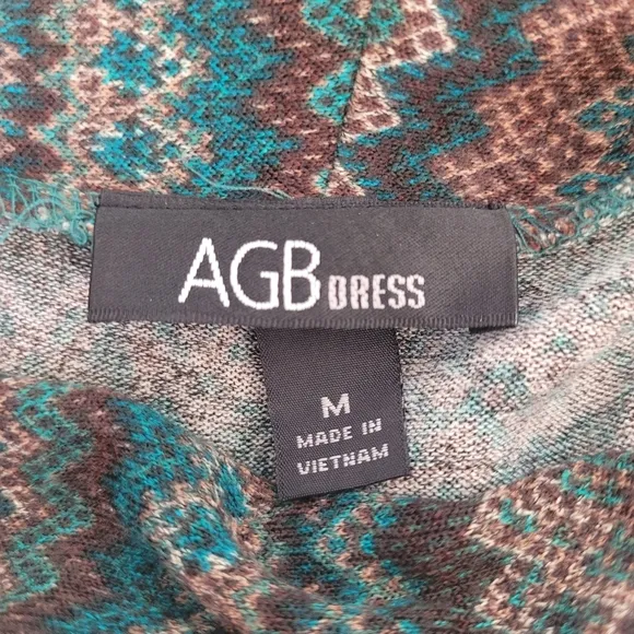 AGB Zig Zag Cozy Turtleneck Long Sleeves Fit and Flare Sweater Dress - M - EUC