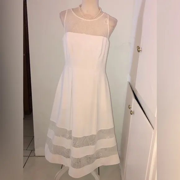 Aiden by Aiden Mattox- Ivory Ilusión Fit &amp; Flare Sleeveless Midi Dress