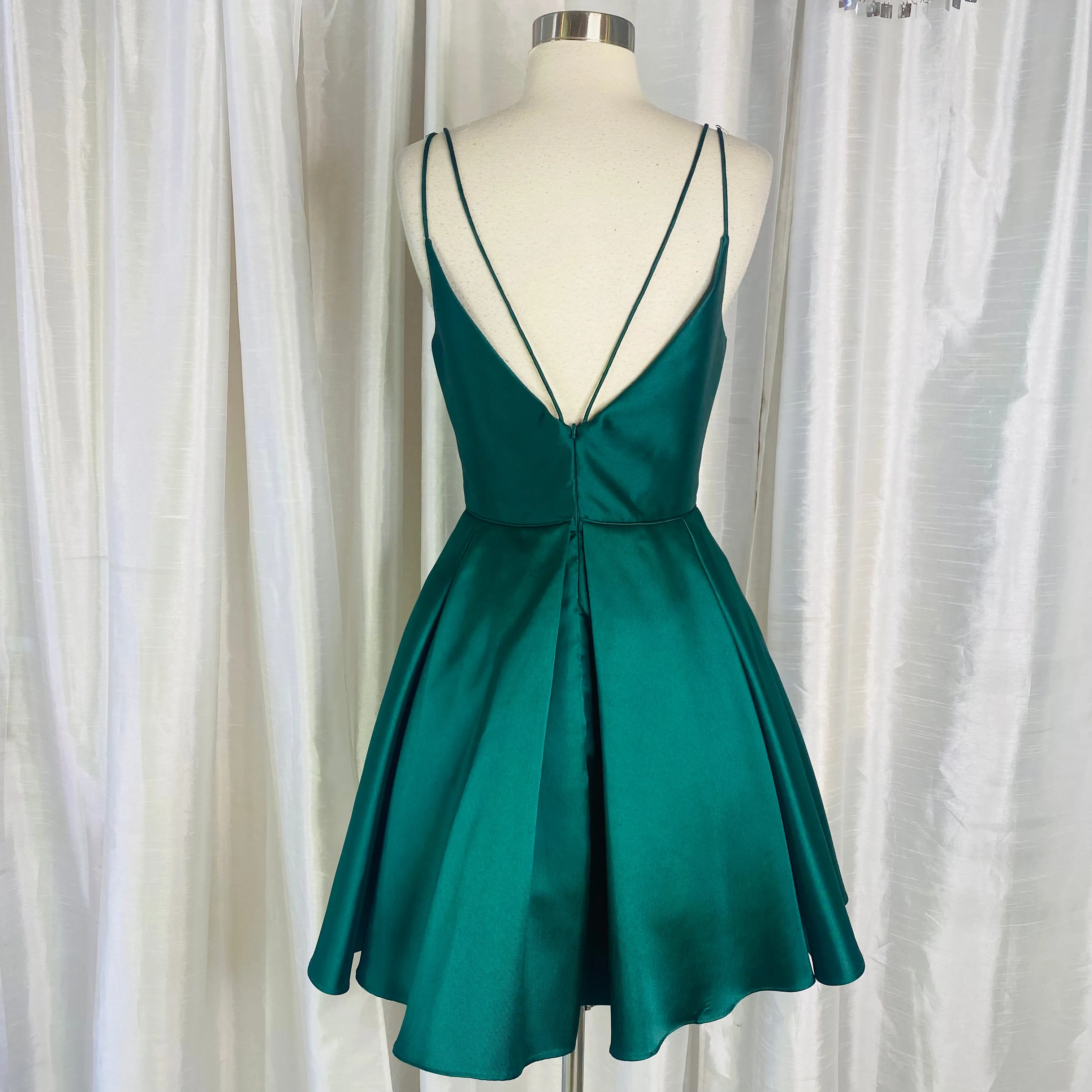 ALYCE PARIS 3875 Green V-Neck Short Fit N' Flare Cocktail Dress Size 6