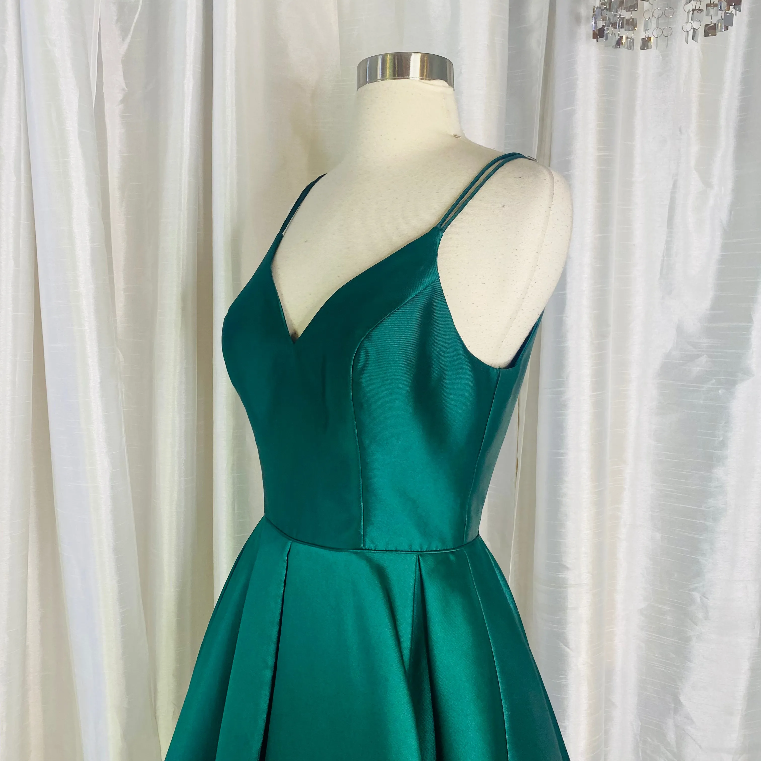 ALYCE PARIS 3875 Green V-Neck Short Fit N' Flare Cocktail Dress Size 6