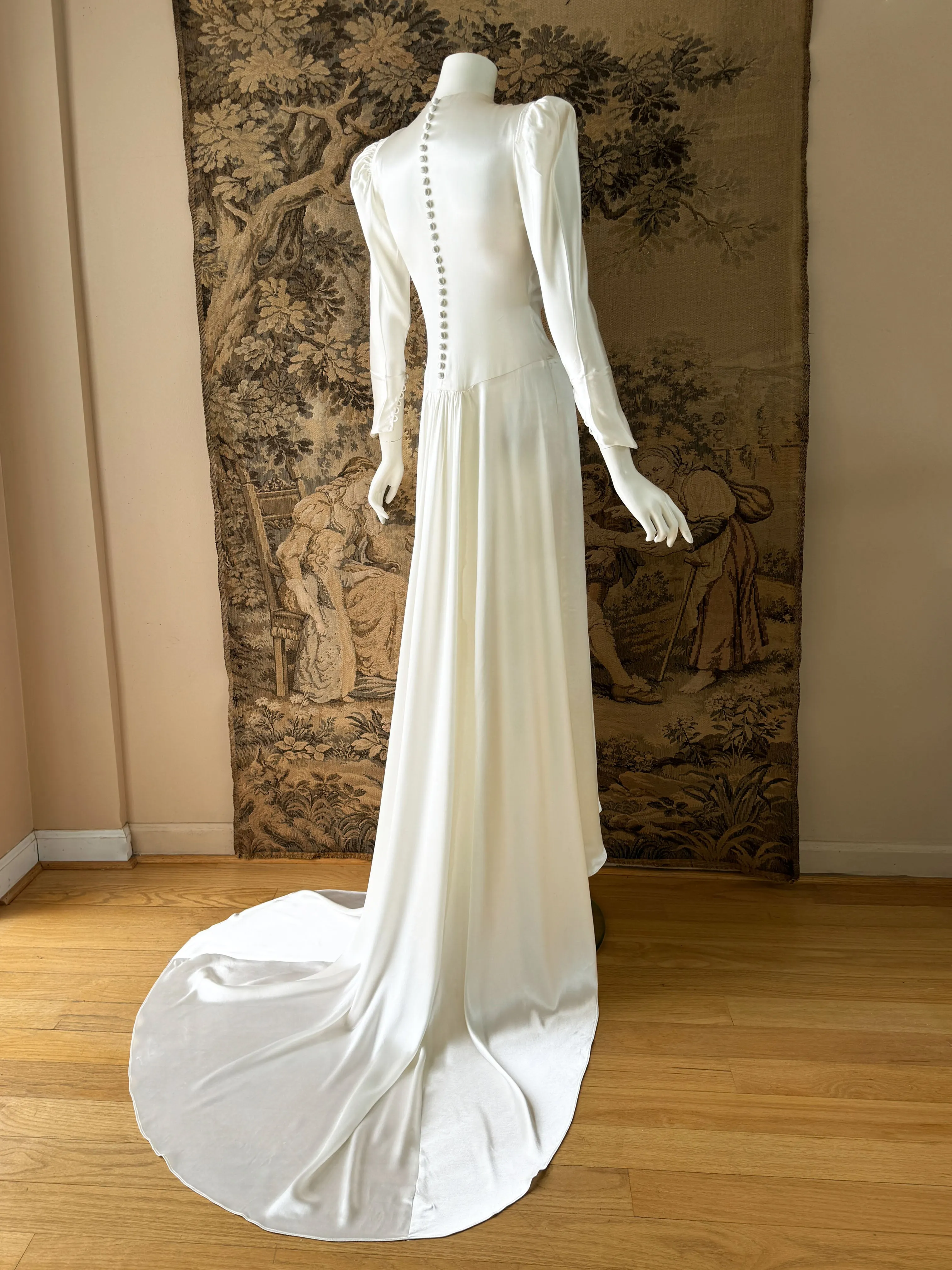 Art Deco 1930s Ruched Satin Wedding Dress