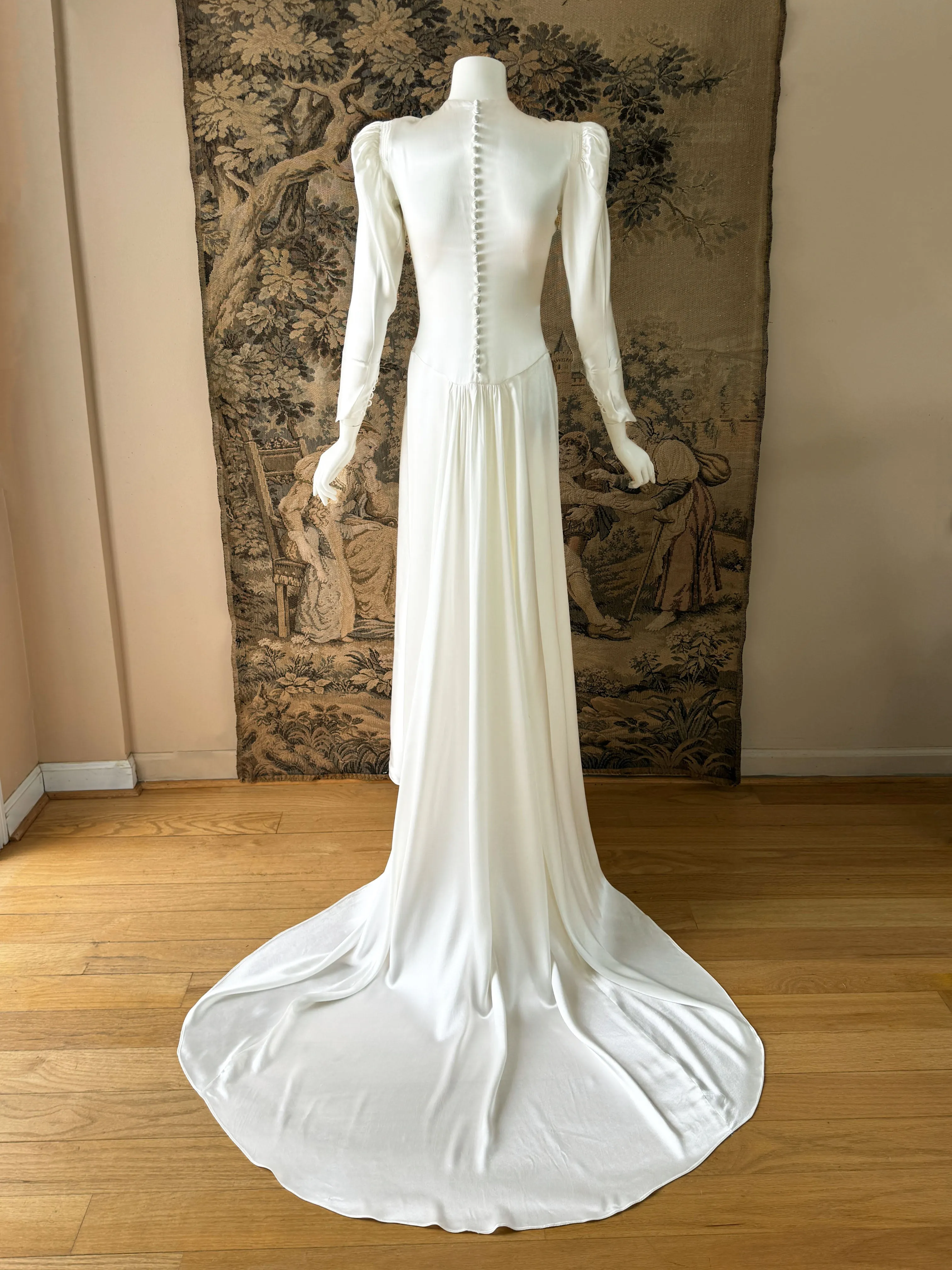 Art Deco 1930s Ruched Satin Wedding Dress