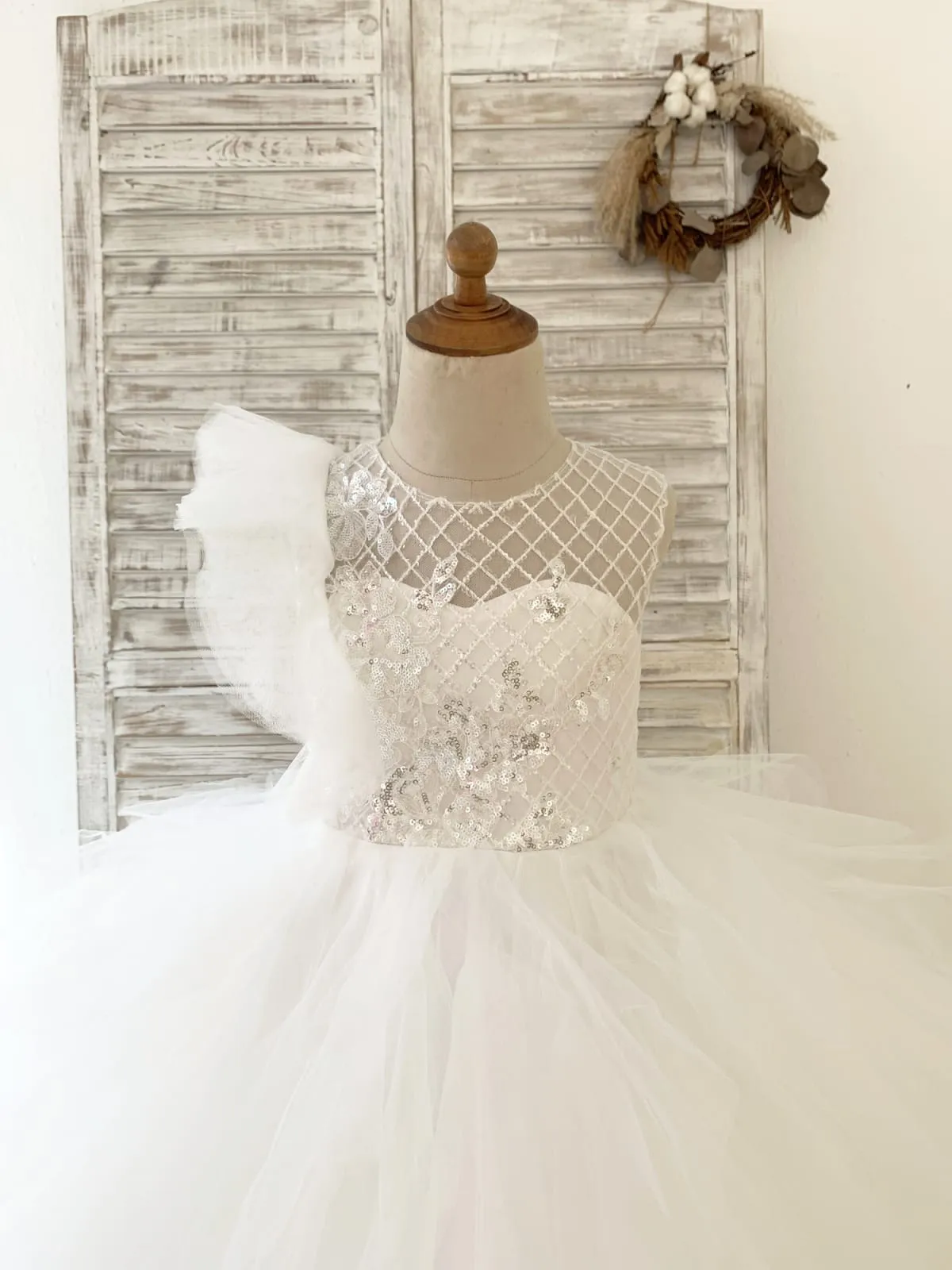 Asymmetrical Ivory Check Tulle Single Sleeve Wedding Party Flower Girl Dress