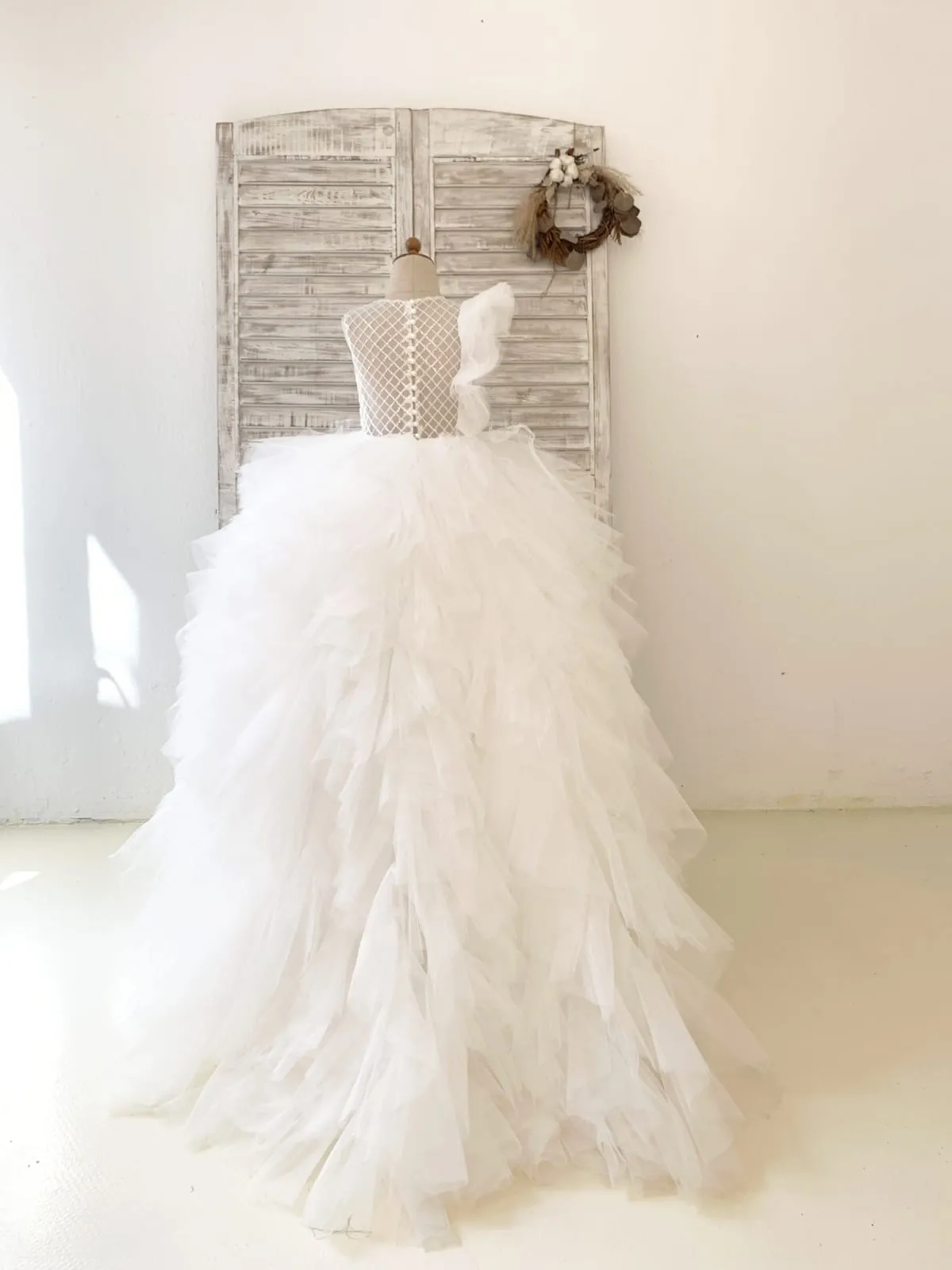 Asymmetrical Ivory Check Tulle Single Sleeve Wedding Party Flower Girl Dress