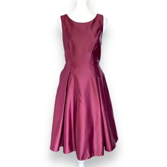 Brand New MODCLOTH Liza Luxe Burgundy Dress - Size XXL
