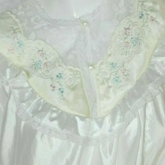 Cachet Nightgown Size Medium White Satin Prairie Romantic Vintage Deadstock