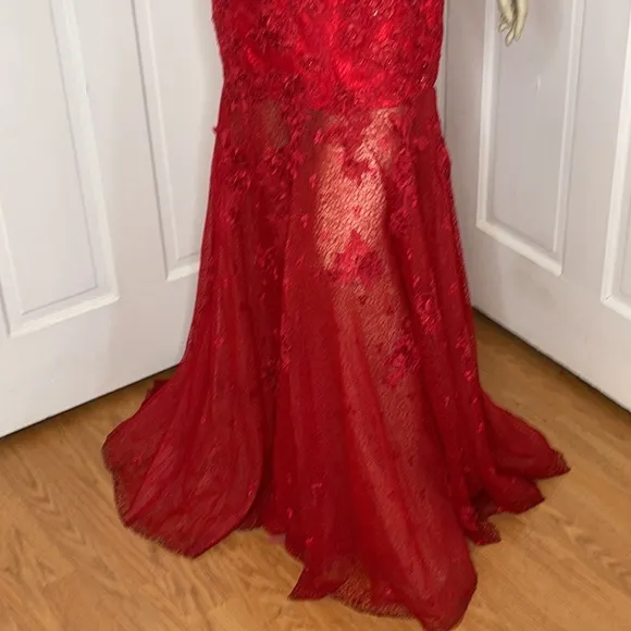 Camille La Vie•Formal Dress