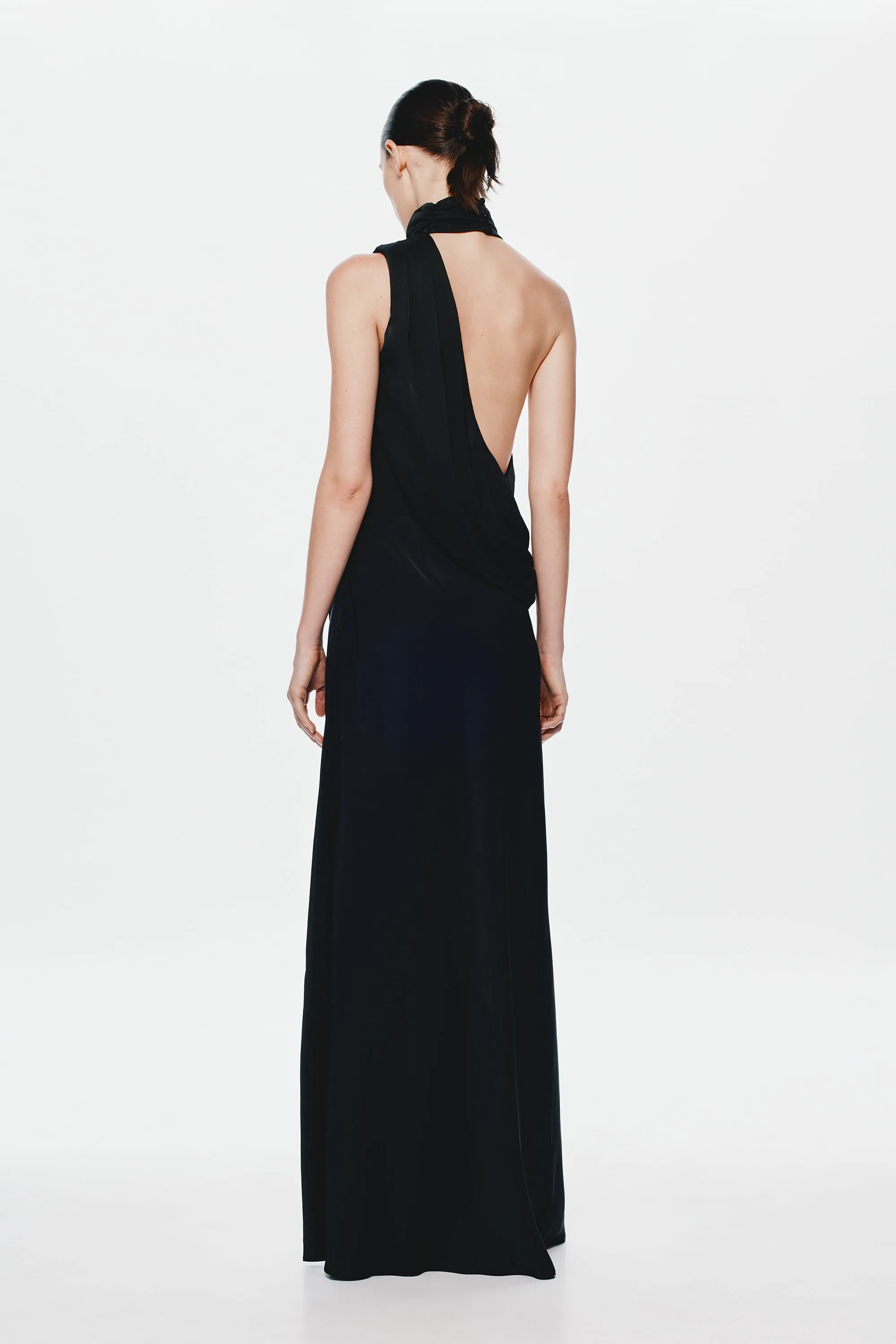 CONSTANTINA SATIN GOWN