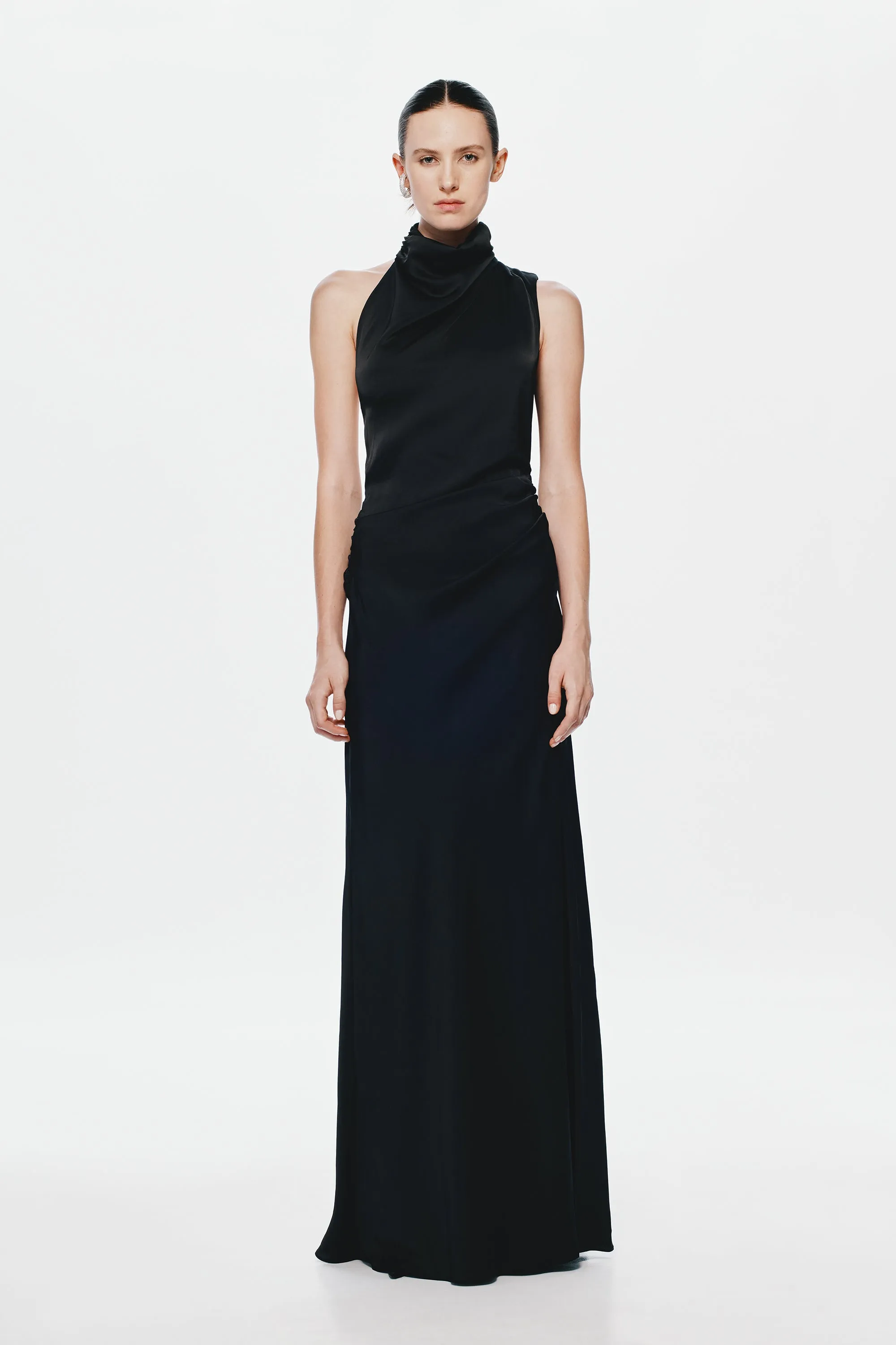 CONSTANTINA SATIN GOWN