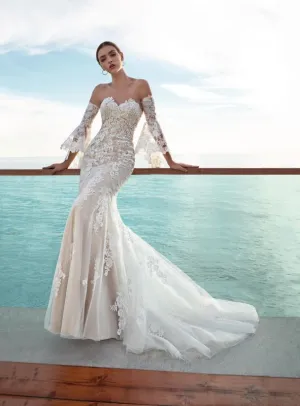 Cosmobella 8020 Ivory Size 14 Gown