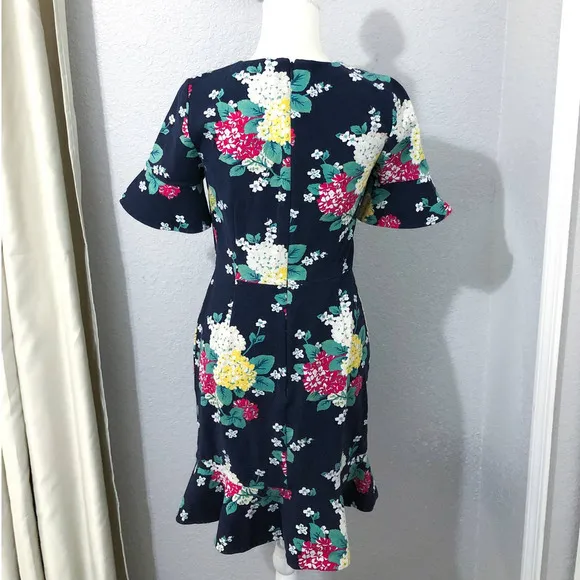 Draper James Hydrangea Row Floral Peplum Knit Ruffle Dress Size Small