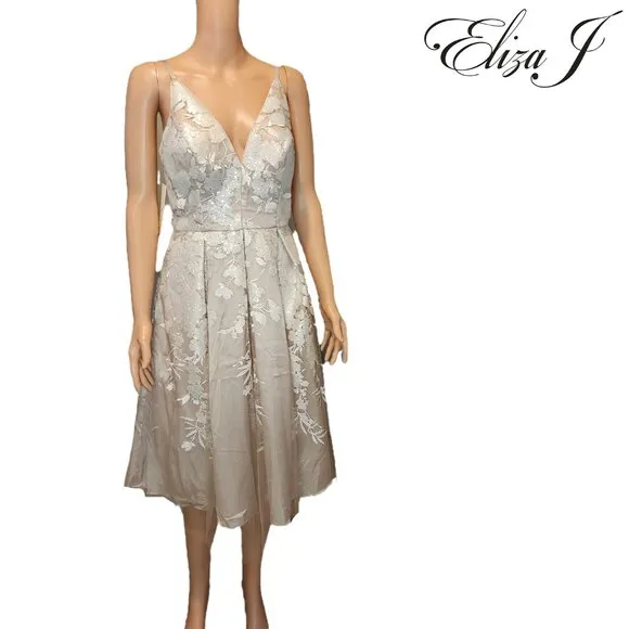 Eliza J Floral Party Dress NWT Cream Size 4