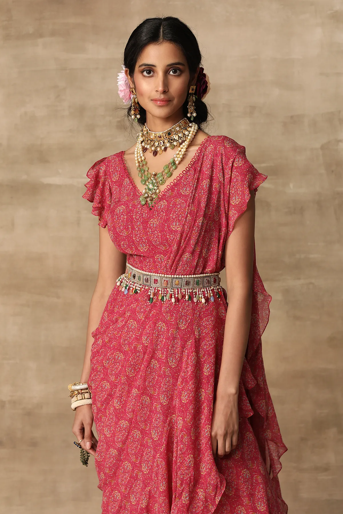 Esha Gupta in Gulab