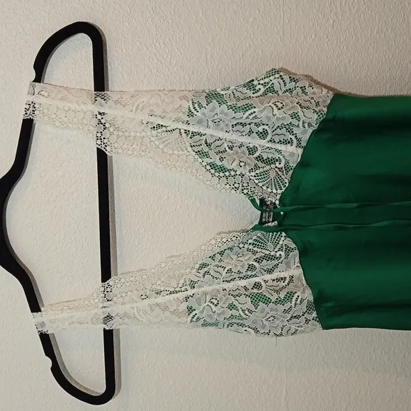 Free People NWOT Satin Gown Green White Lace XS