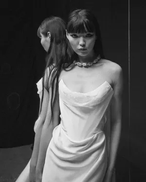 Galaxy Cape: Fsc crepe rose embroidery