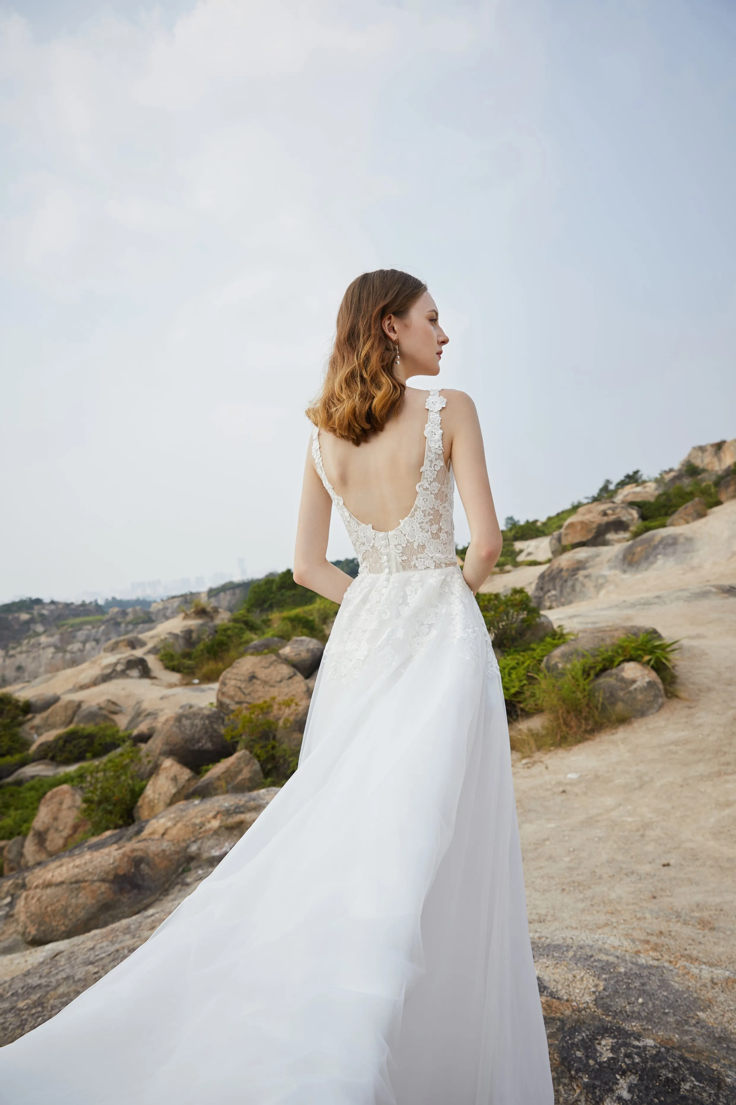 Georgeta - Selena Huan V-neck lace light-weighted low-back A-line gown