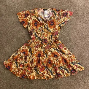 Jessica Simpson  Short-Sleeve  Reina Dress