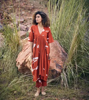 Khara Kapas Harvest Moon Co-ord Set 100% Cotton  Red and Off-white KW698