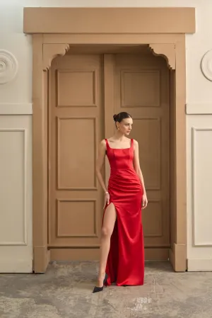 Layla scoop neck gown