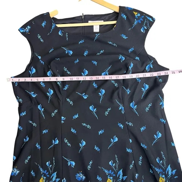 London Times Cap Sleeve Navy Blue Floral Knee Length Fit and Flare Dress NEW 22W