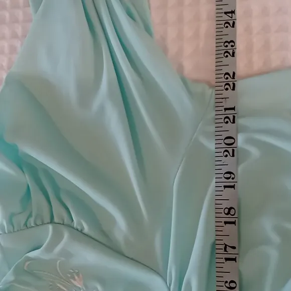 Miss Elaine NWT Robe/Gown 2 Piece Set Sea Foam Size Small Nylon Tricot