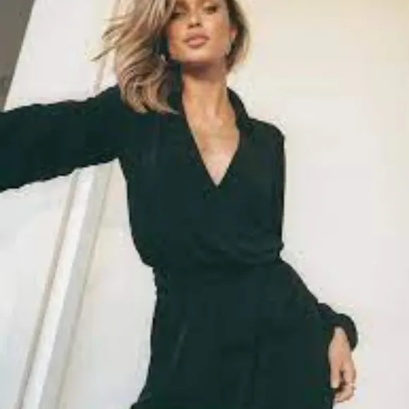 New* Princess‎ Polly Wrap Party Dress