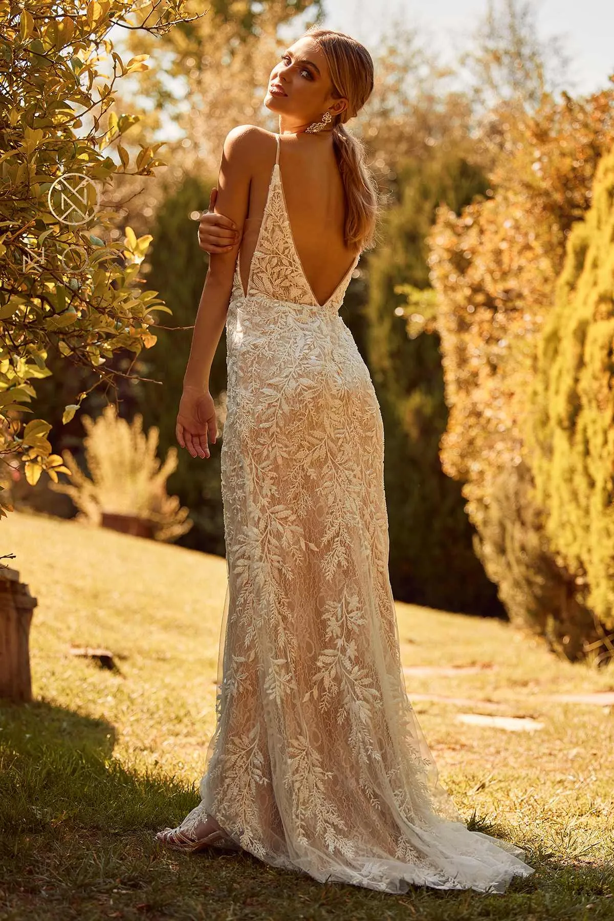 Nox Anabel JE915 Cut Out Side V-Neck Fitted Lace Wedding Gown