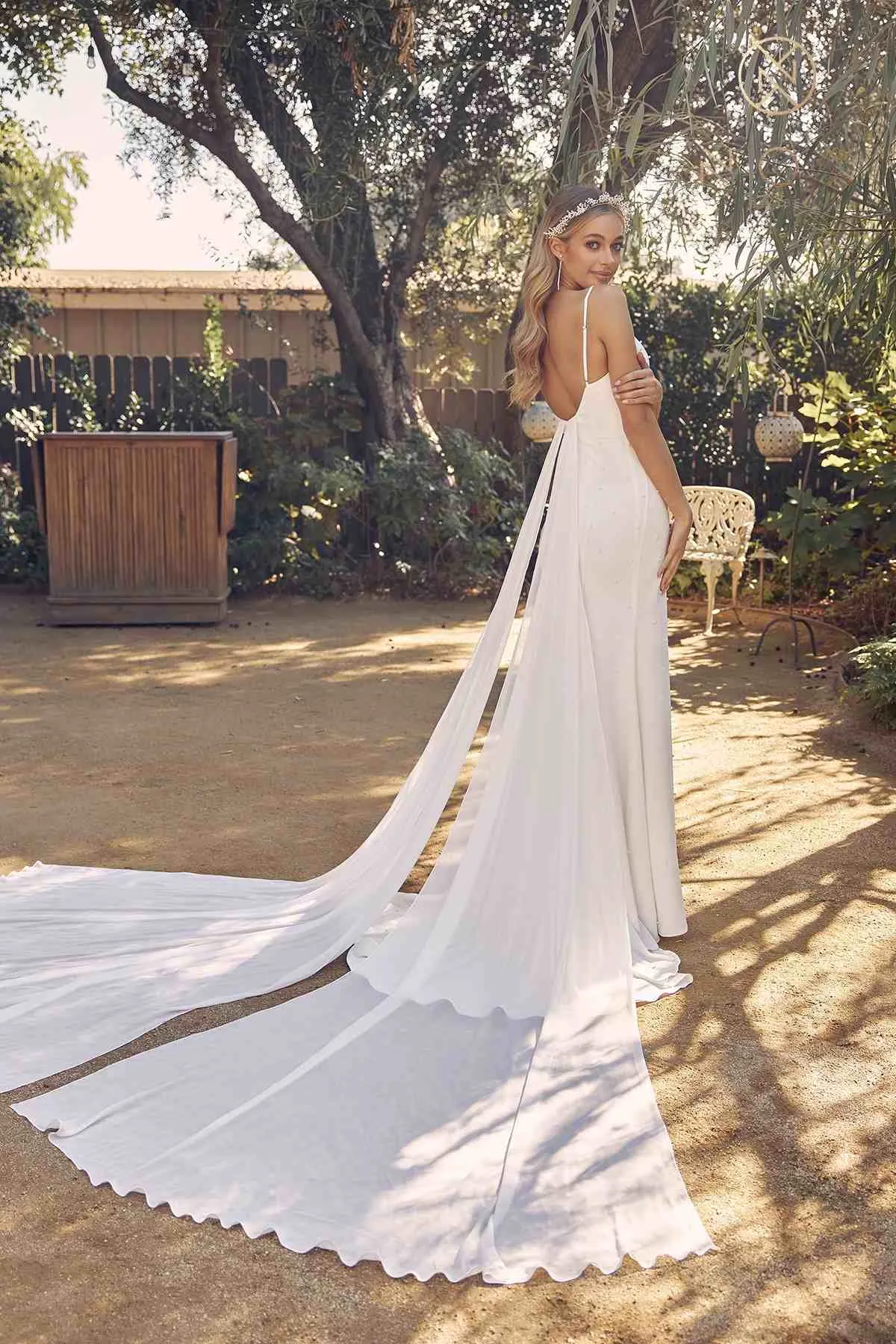 Nox Anabel QW963 Chapel Train White Wedding Column Gown