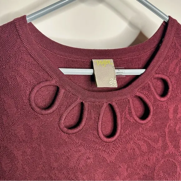 NWT Taylor Burgundy Textured Sweater Dress Bell Sleeves Whimsigoth Size Large