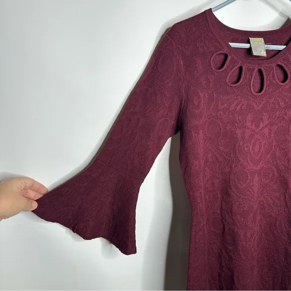NWT Taylor Burgundy Textured Sweater Dress Bell Sleeves Whimsigoth Size Large