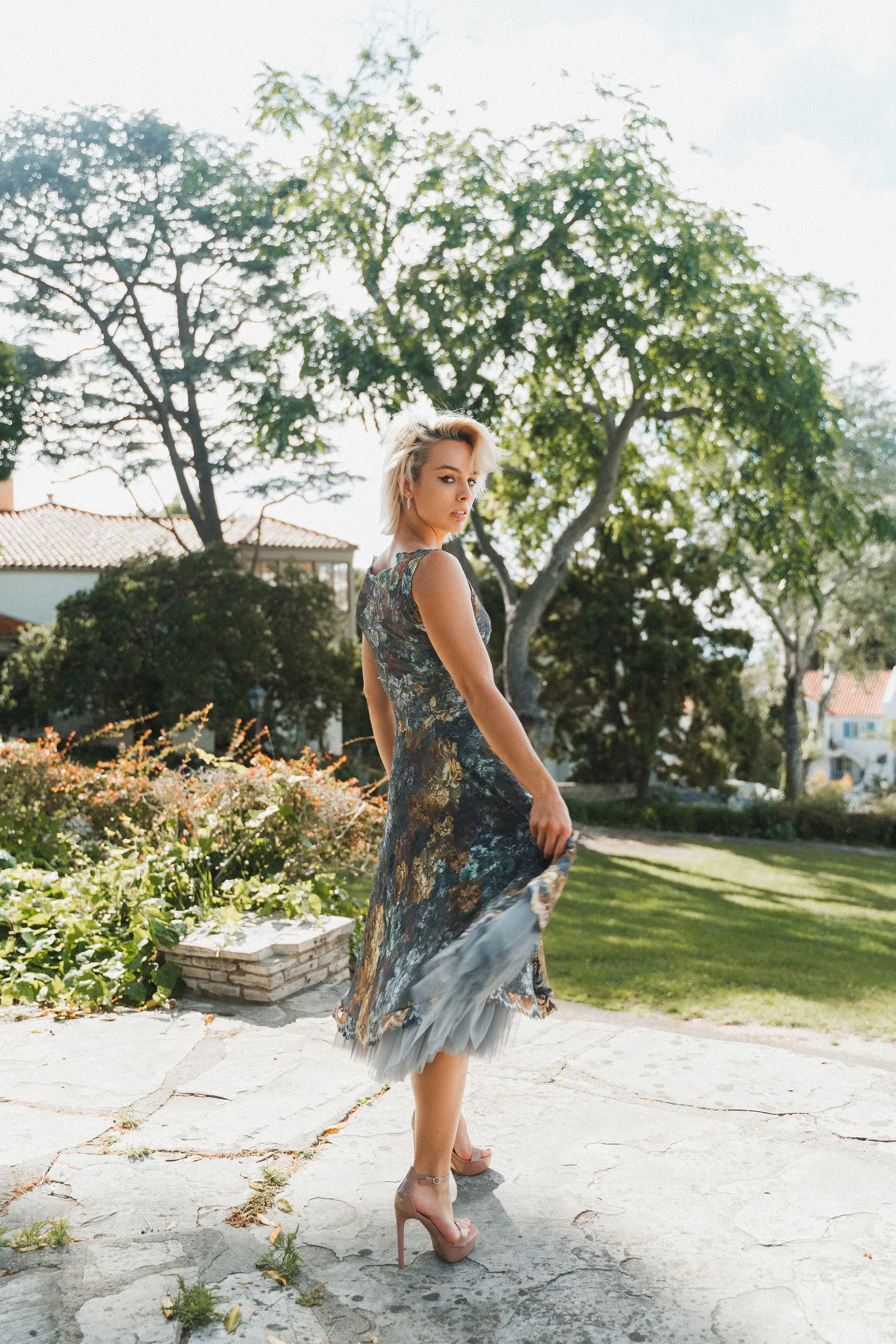 Olvis Lace Grace Kelly Dress Sleeveless Fit and Flare