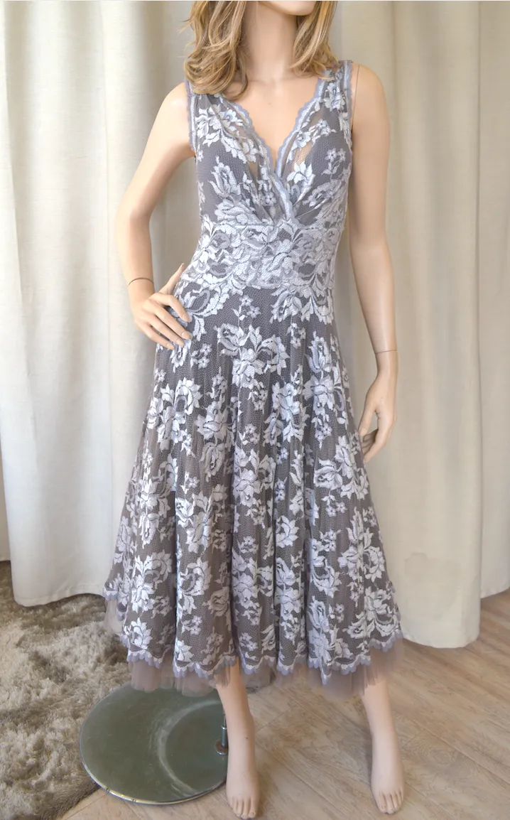 Olvis Lace Grace Kelly Dress Sleeveless Fit and Flare