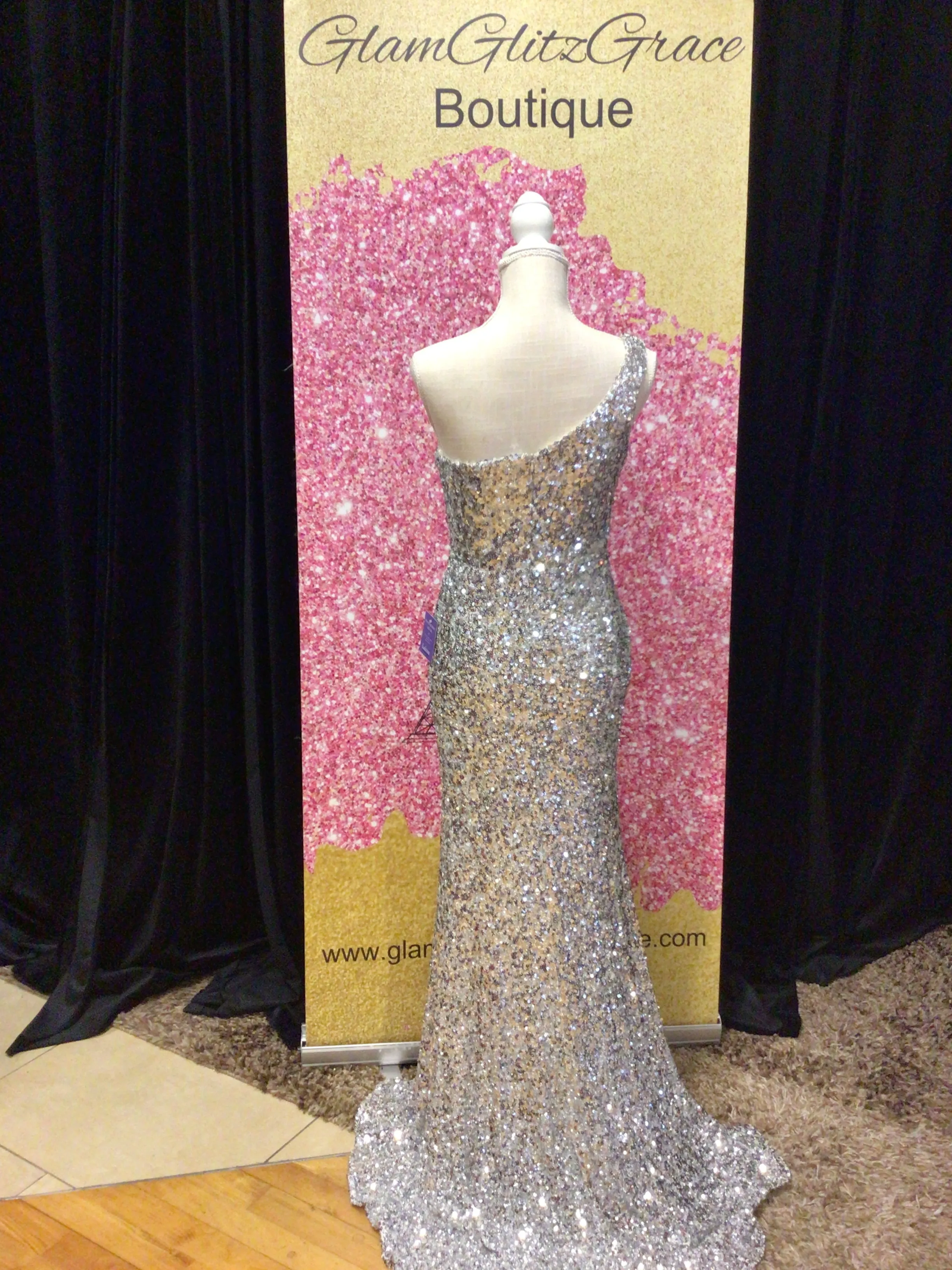 Silver One Shoulder Sequin Dress With Slit