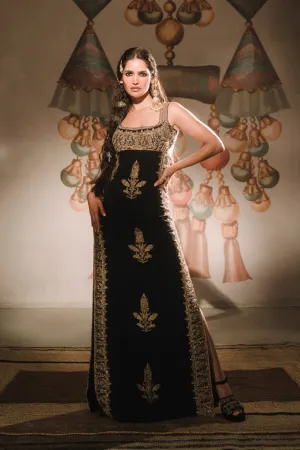 The Anjeer Pak Gown