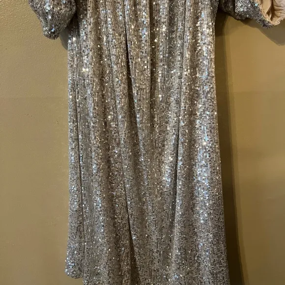 Venus Women's Sequin Off-The- Visitar   Shoulder Dress - Silver, Size 3X b...f1