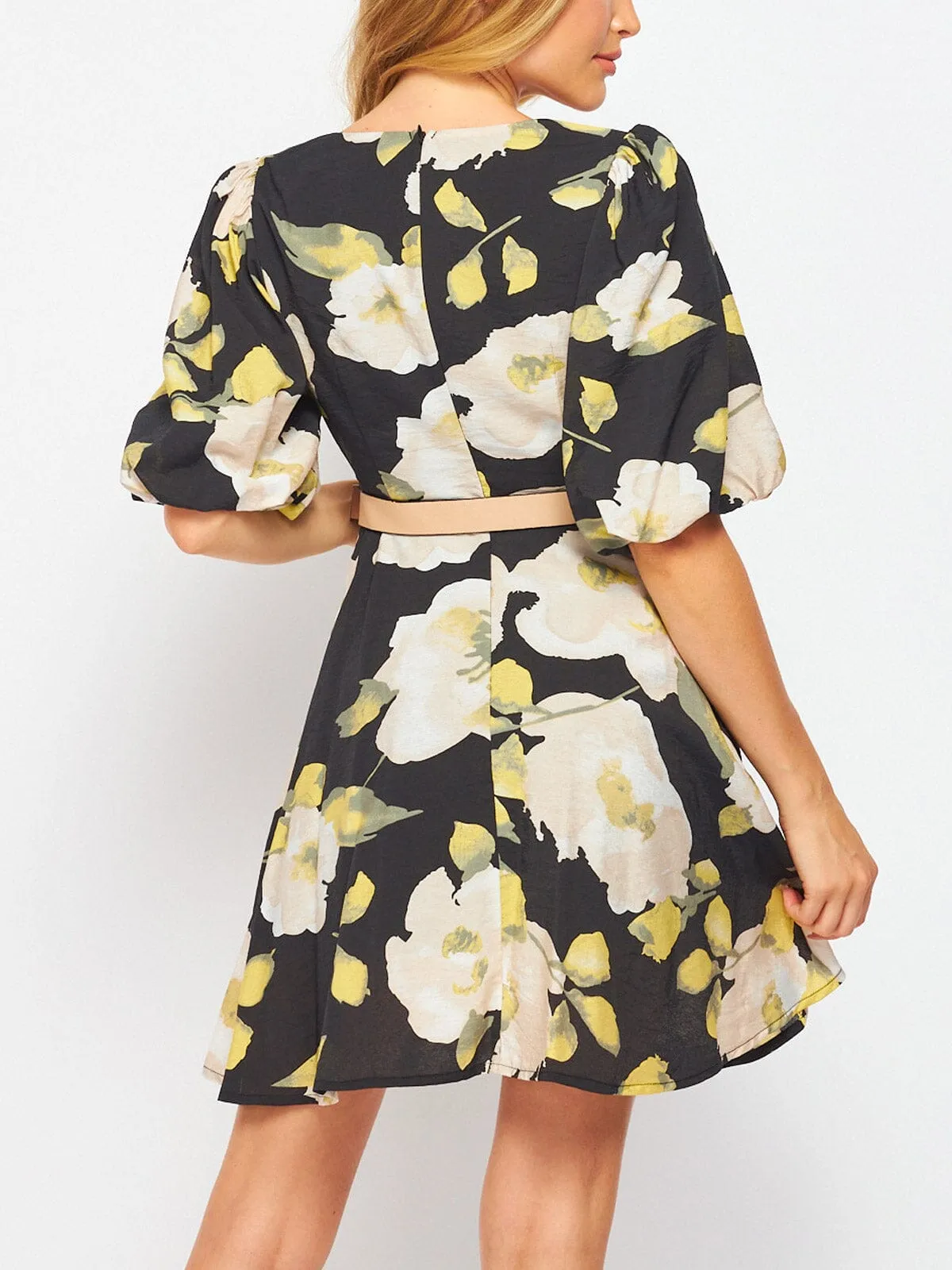 WOMEN'S SHORT SLEEVE V-NECK BELTED FIT & FLARE FLORAL MINI DRESS